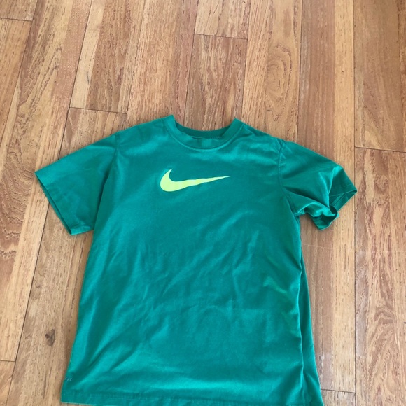 Nike bundle - Picture 3 of 3